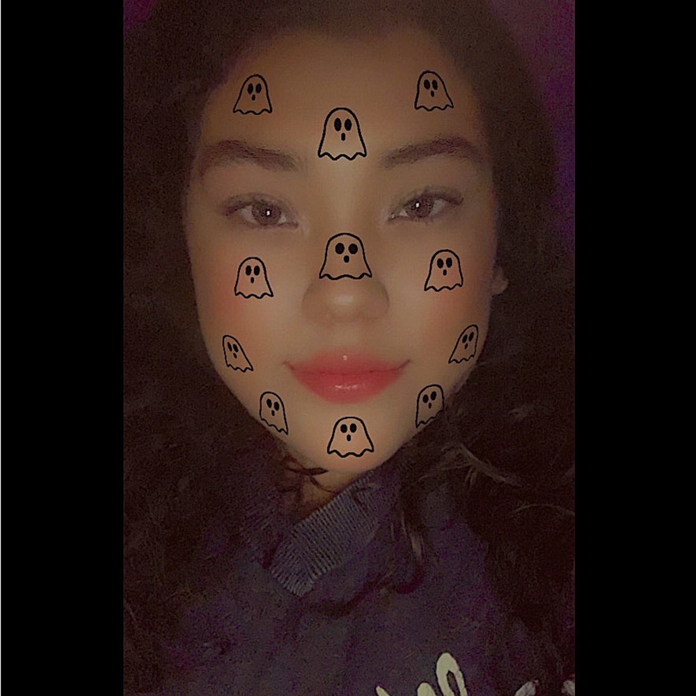 Meet your Posher, Leeana